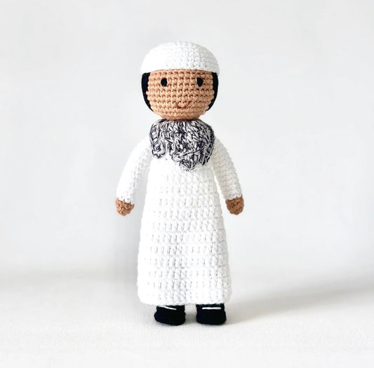 Crochet male doll with thobe large