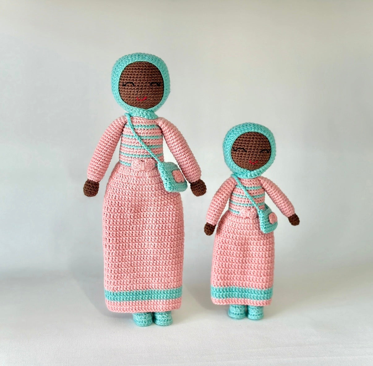 Hijab doll with purse large